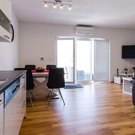 Apartman Orlando Zrnovo Zewnętrze zdjęcie