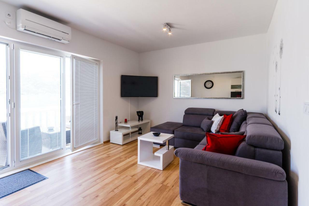 Apartman Orlando Zrnovo Zewnętrze zdjęcie