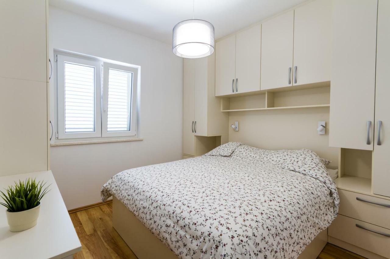 Apartman Orlando Zrnovo Zewnętrze zdjęcie